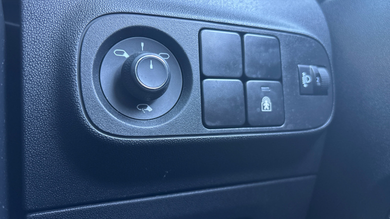 Citroen C3 1.2 PureTech Plus 5dr Petrol Hatchback